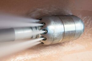 Гидродинамическая очистка труб: обзор процесса и его преимуществ