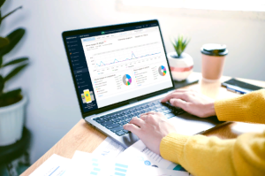 Как выбрать программу для салона красоты в 2024 году